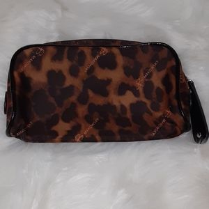 B makowsky makeup bag